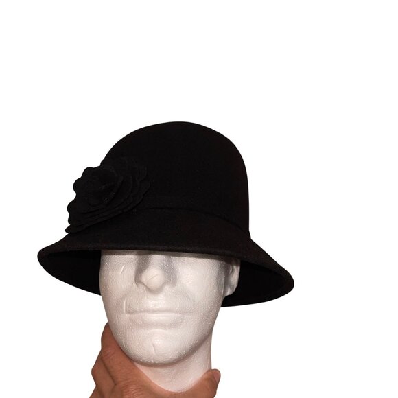 Liz Claiborne Vintage Womens Hat 22 Inch Black Flower Inside Circumference - Picture 9 of 11